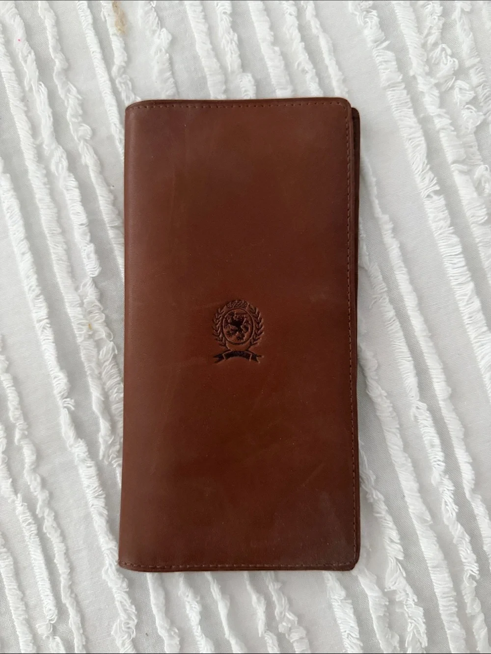 Brown Leather Men’s Travel Wallet - tommy hillfiger